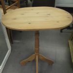 612 2535 PEDESTAL TABLE